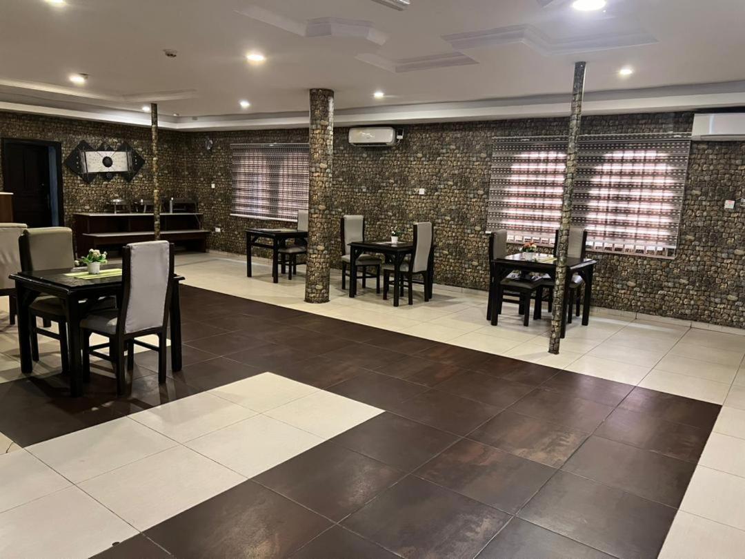 Hotel Presken Shonibare Estate Lagos Exterior foto